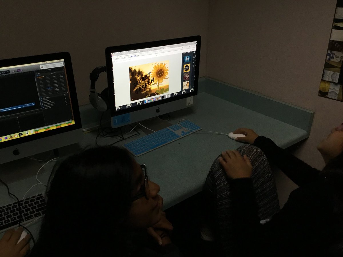 CoachC_AFPE's tweet photo. Grd. 6 Project Runway has begun. Students collaborate to create fashion house logos and soundtracks for their runway appearance. #AF_STEAM @AF_Eagles #DMUSD https://t.co/YFAnstXP5j