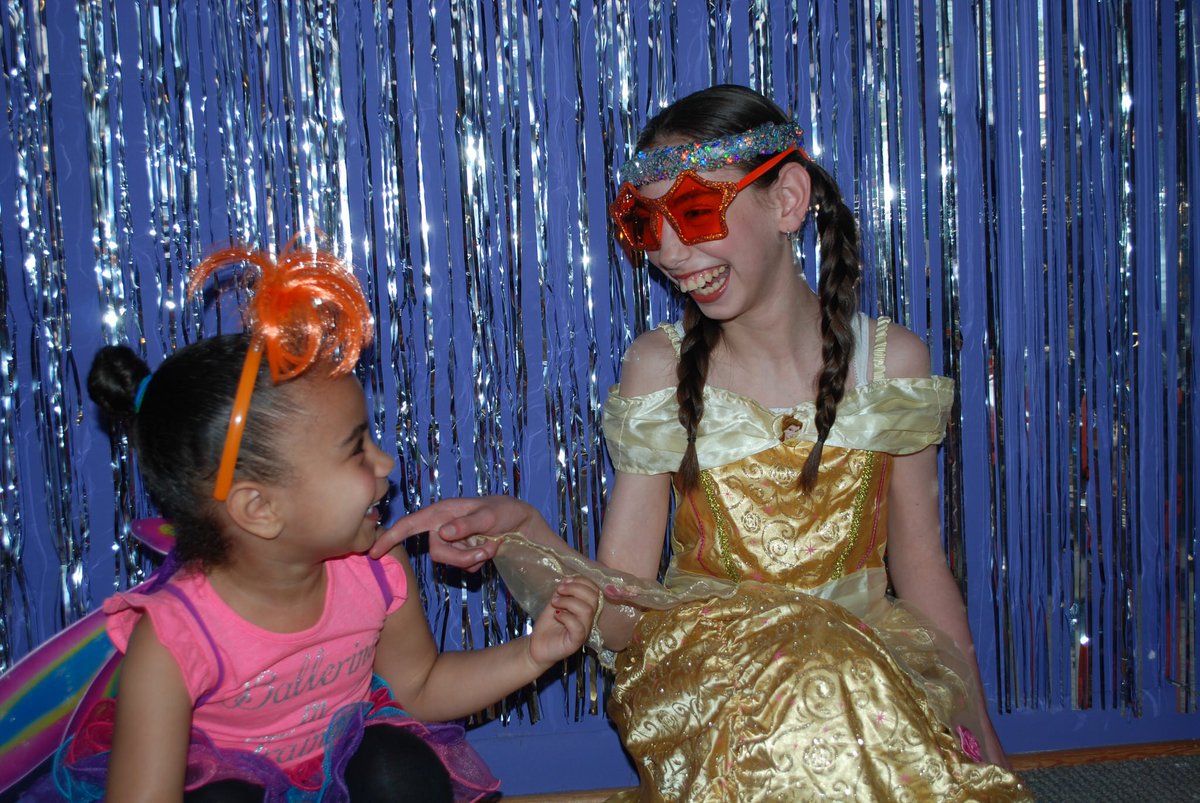 Playing4Others's tweet photo. We had a BLAST at our Photoshoot Friend Date a few weeks back! Our PFO buddies and teens got together for makeovers, dress up and pics. The music was blasting, costumes all over the place and non-stop laughter and posing! https://t.co/OoIOwzzW1O
