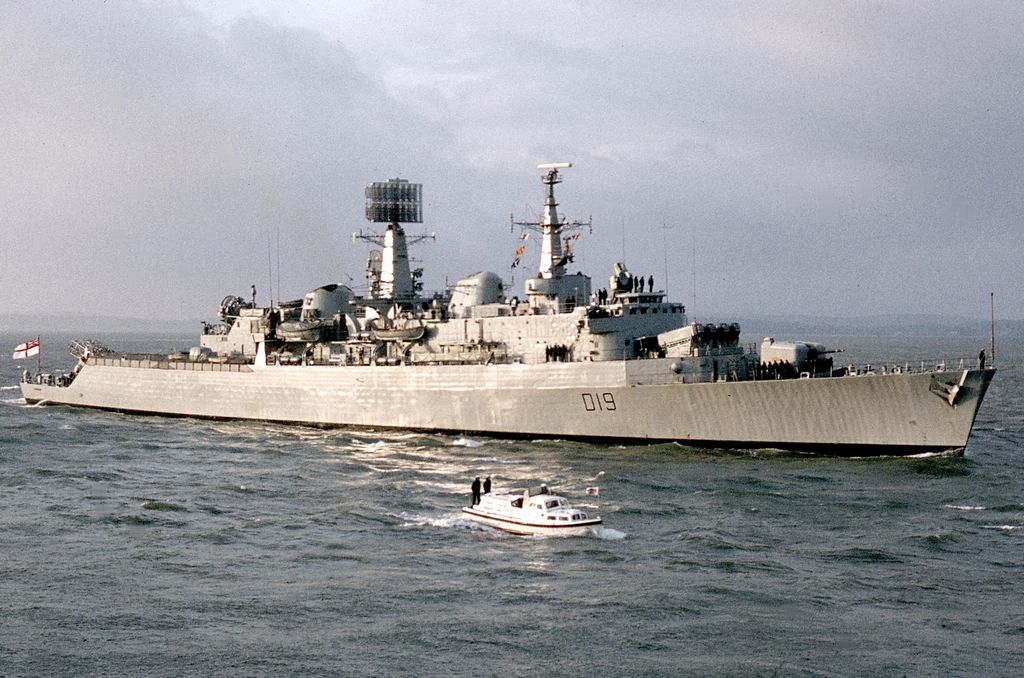 The 3 County class were effectively useless in their designed anti aircraft role by 1982. Their Sea Slug missile was huge, scary and incapable of engaging modern or low flying aircraft. In the end the RN resorted to firing them at ground targets. With some success.