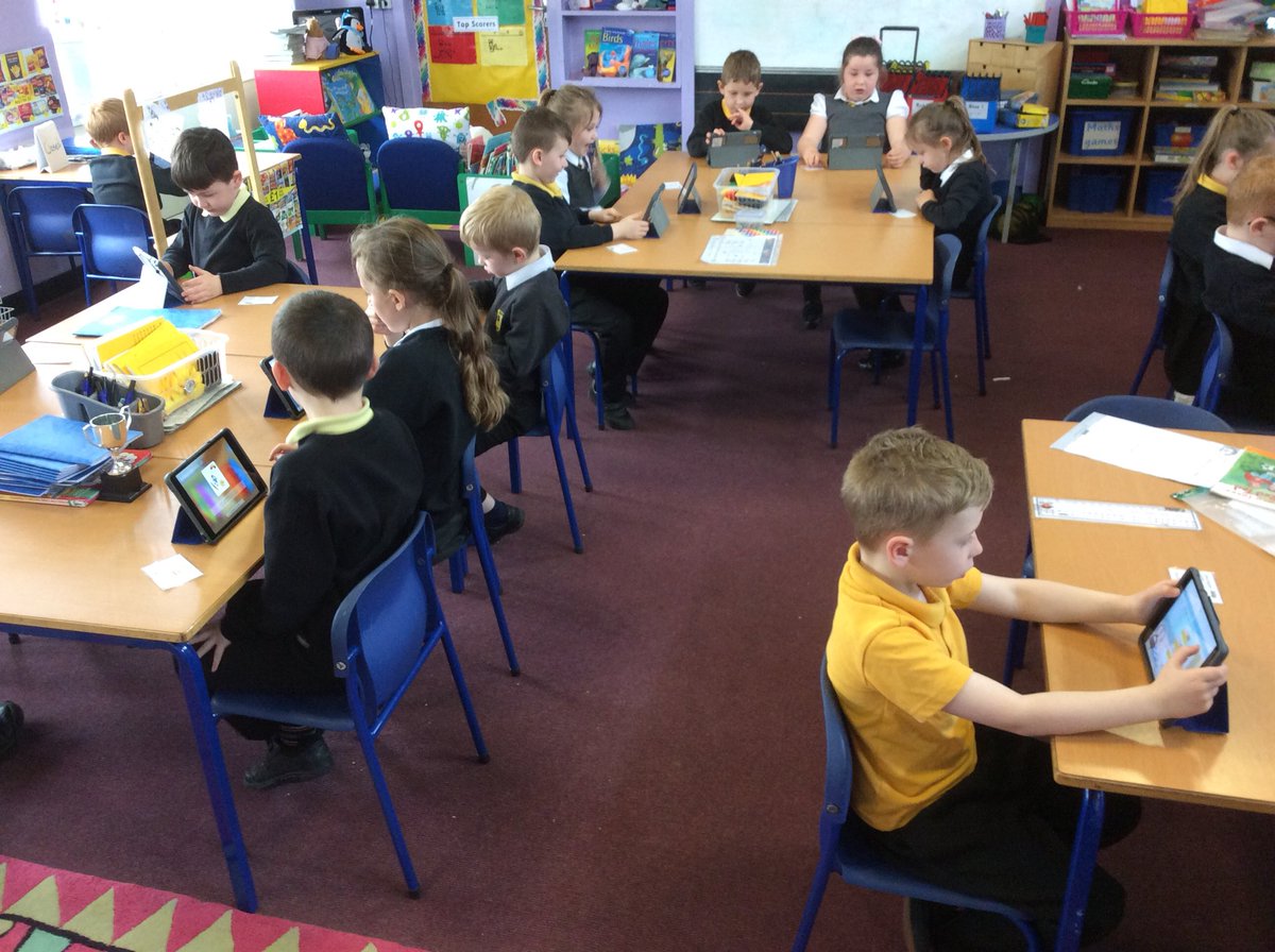 MsGlasgow_KPS's tweet photo. We enjoyed our first opportunity to use #SumDog to test our numeracy skills. Challenging and good fun! #engagement #enthusiasm #cocentration #learningisfun #activelearning @Kinneil_PS https://t.co/jSZsq4q3P5