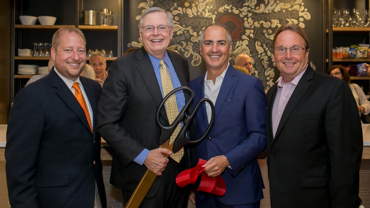 StamfordLabs's tweet photo. #ThrowbackThursday to our Grand Opening back in September 2016! Since then we have recently expanded our location. Stop by, we would love to show you around. https://t.co/nqVuqi0n5R
