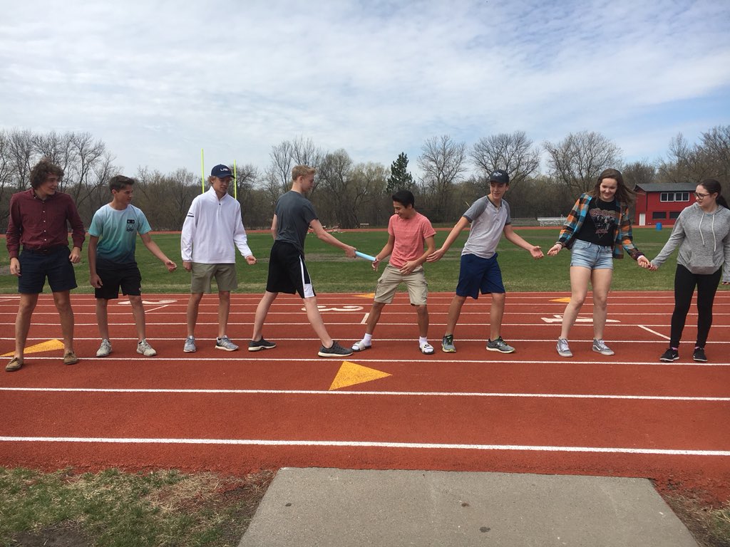julia_elling's tweet photo. we’re #1 #MWHSLinkCrew https://t.co/hkc8I1wlMe