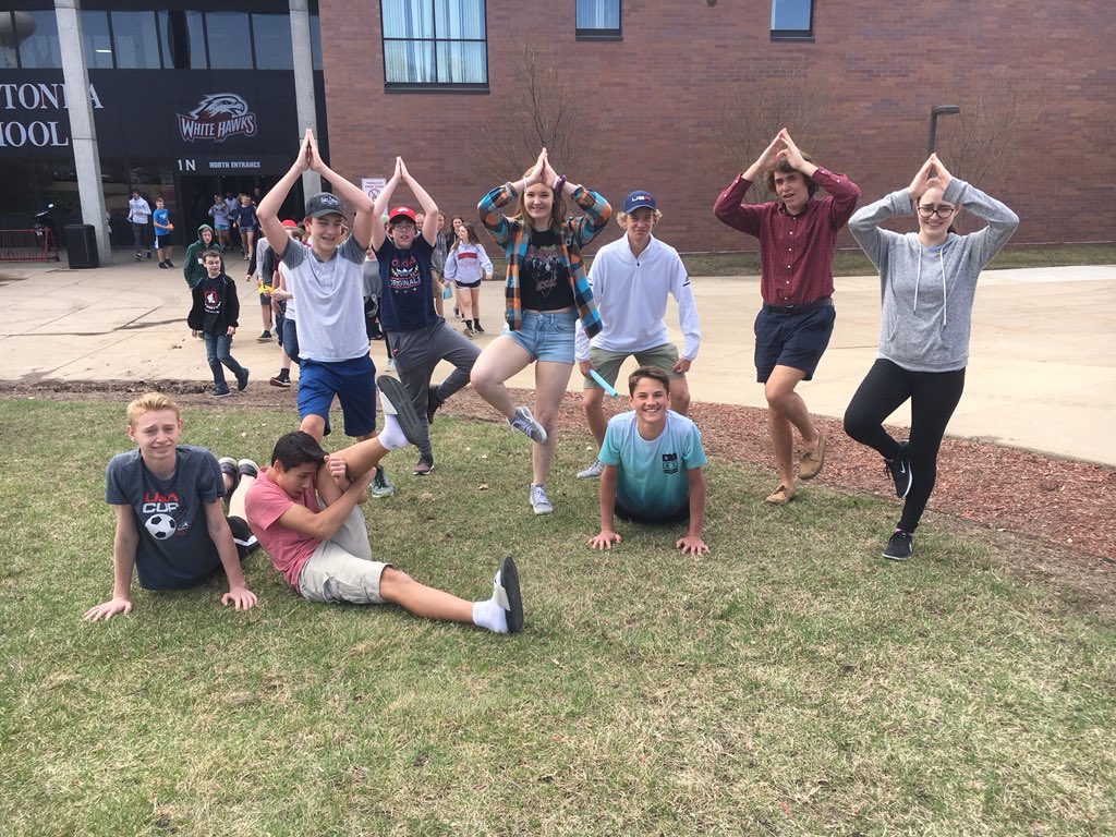 julia_elling's tweet photo. we’re #1 #MWHSLinkCrew https://t.co/hkc8I1wlMe