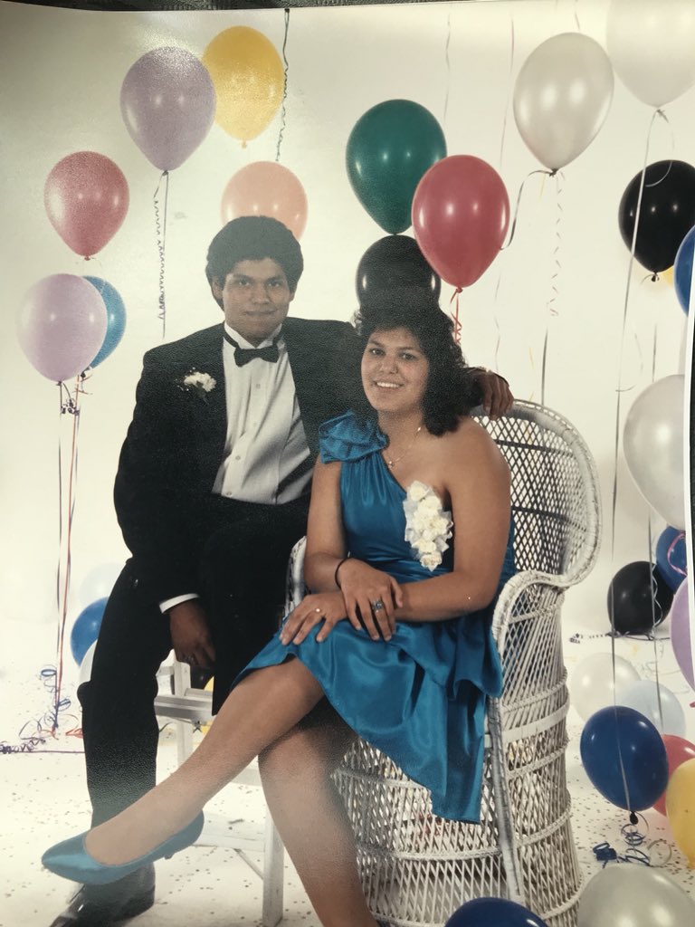 _janaarri14's tweet photo. Hello, Mom and Dad ππ #Prom1990 https://t.co/3pd3idYrnI