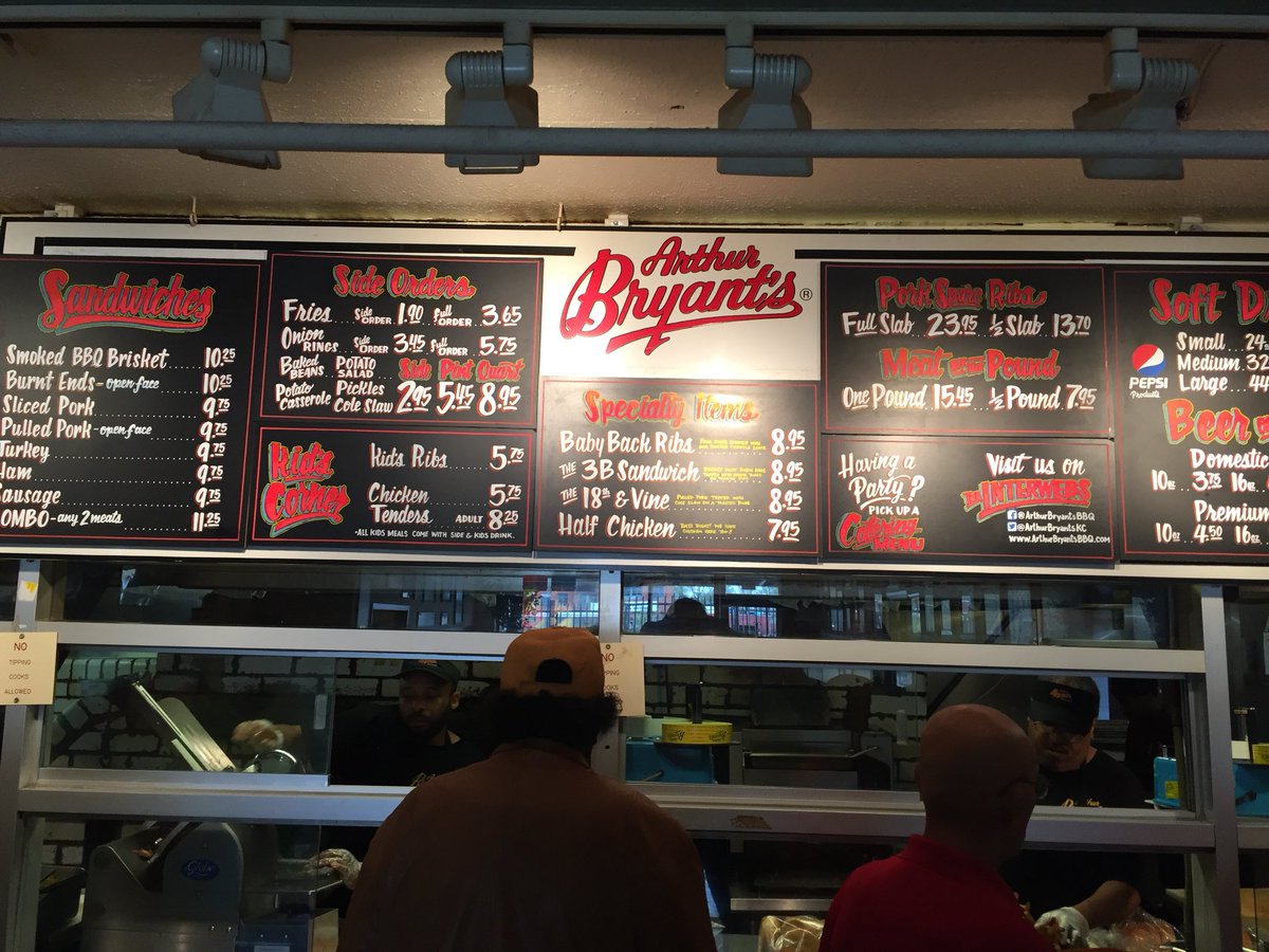 mahonsports's tweet photo. Pregame meal @ArthurBryantsKC before @Royals @tigers matinee  with @ankenyarrow &amp; soon to be  twitter literate #LarryMorgan https://t.co/wiPiCy1mRG