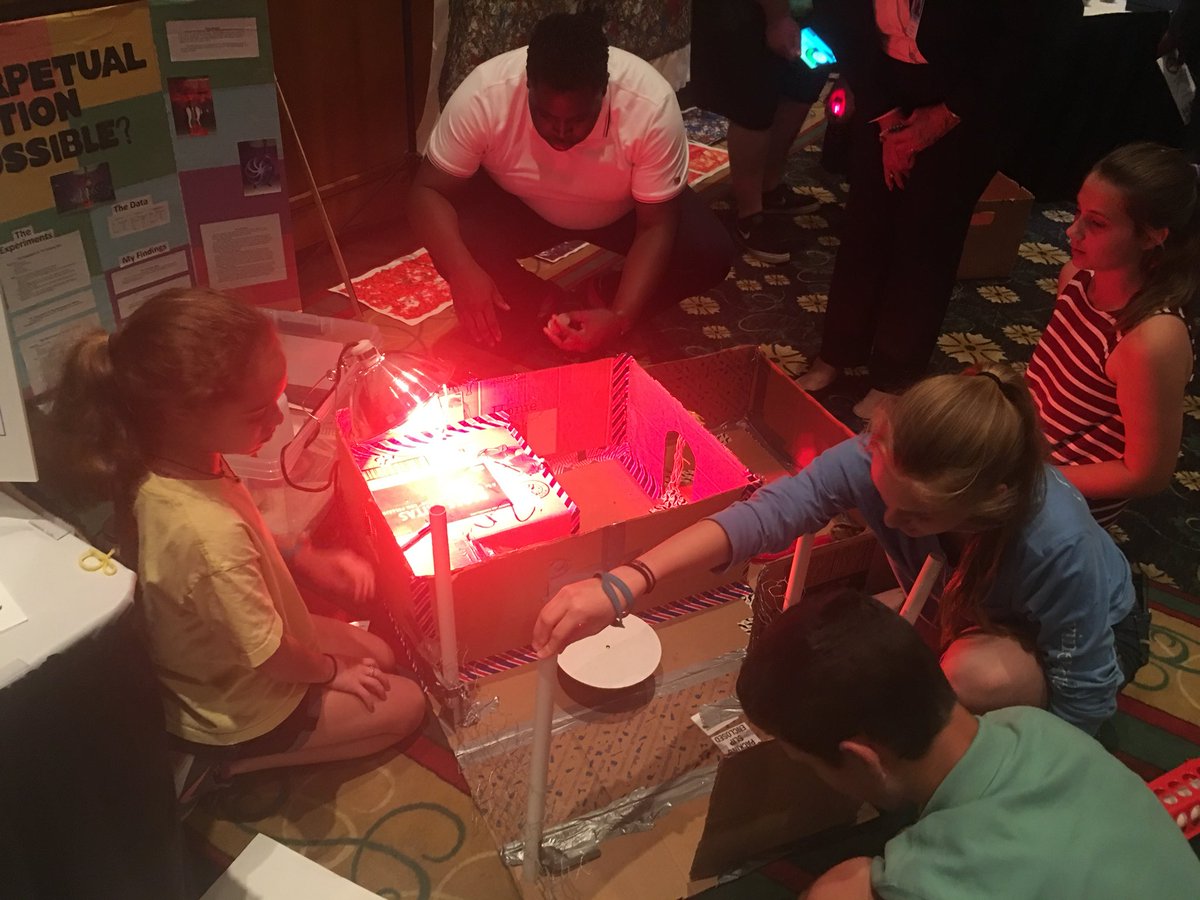 AllisonCTE's tweet photo. Connecting Educators to Employers #nccte #learningthatworksfornc #STEMEast #bcms @carteretk12 @ChozentoSucceed https://t.co/eHxoW1vVTT