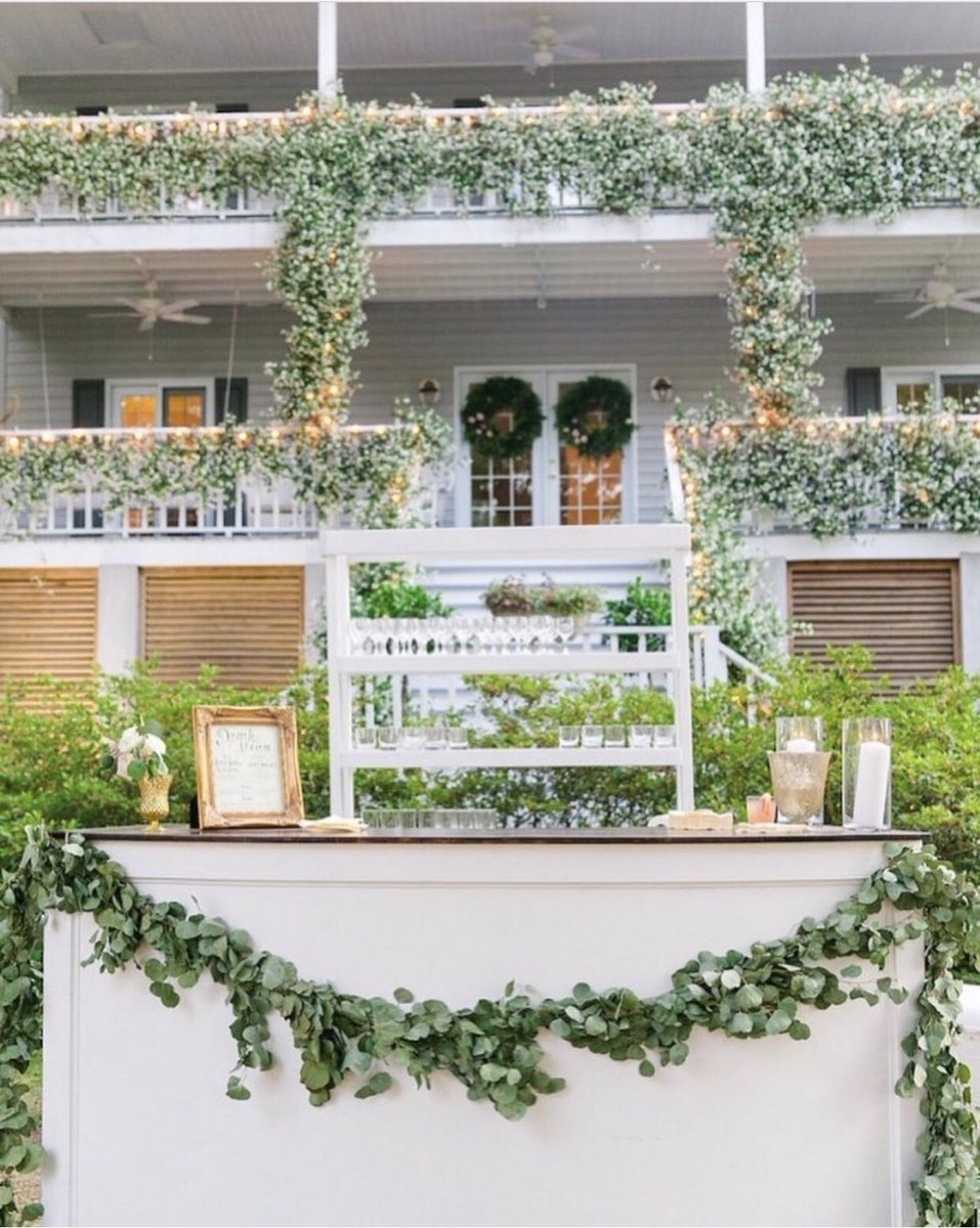 Event_Haus's tweet photo. Thirsty Thursday coming at ya 🌿🍸 
Products Shown:
-White Crescent Bar
-White Back Bar Shelves
📷: @danacubbagewed 
#weddinginspo #charlestonwedding #thirstythursday #eventprofs #weddingdesign #floraldesign #charleston #eventrentals #eventdesign #inspiration https://t.co/lwE3uu32ml