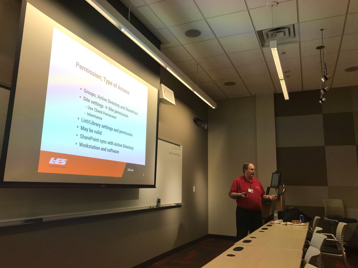OmahaSPUG's tweet photo. Bill Lang with @LESupdates presenting,”It’s Broken: How to troubleshoot and fix @SharePoint problems” at today’s #ospug meeting! Thanks Bill! https://t.co/qijY5DBA2Z