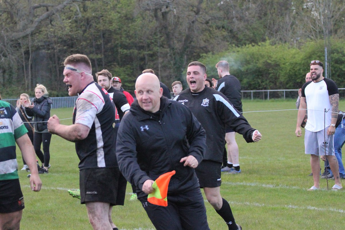 chris_edwardss's tweet photo. 3 big tries for @TaffsWellRFC last night and 3 moments of #PureElation. Tries by @maxwatkins94 and Chris Tottle against @AbercwmboiRFC . https://t.co/Mepp5AwIel