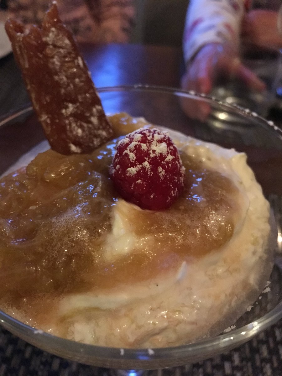 LadiesFishing's tweet photo. @AllantonInn where better to have dinner on Saturday night whilst staying @crabtreeholiday #Foodies #Gorgeousness #placetoeat #AllantonInn x https://t.co/yGBMtY4fn3