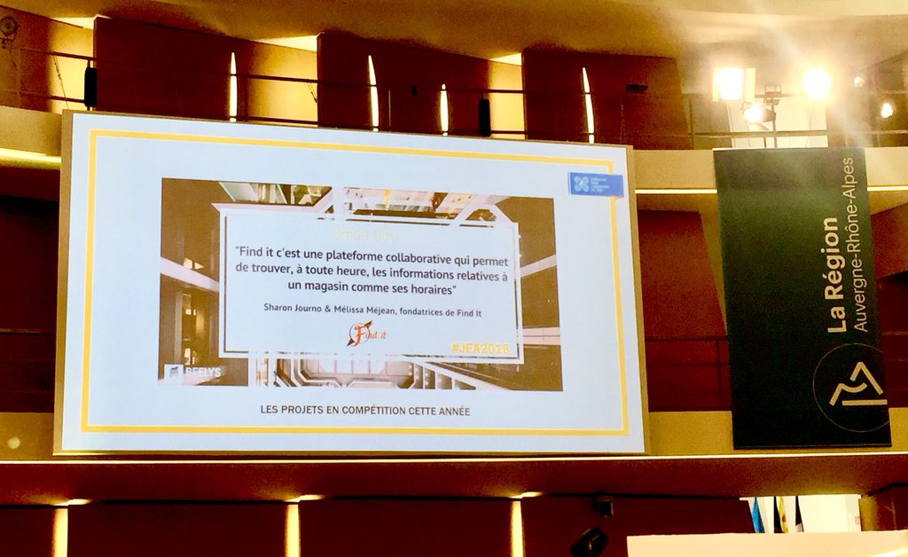 finditlyon's tweet photo. Le grand écran pour @finditlyon 👌
@PepiteBeelys #HubloFestival https://t.co/DbahuRRcDe