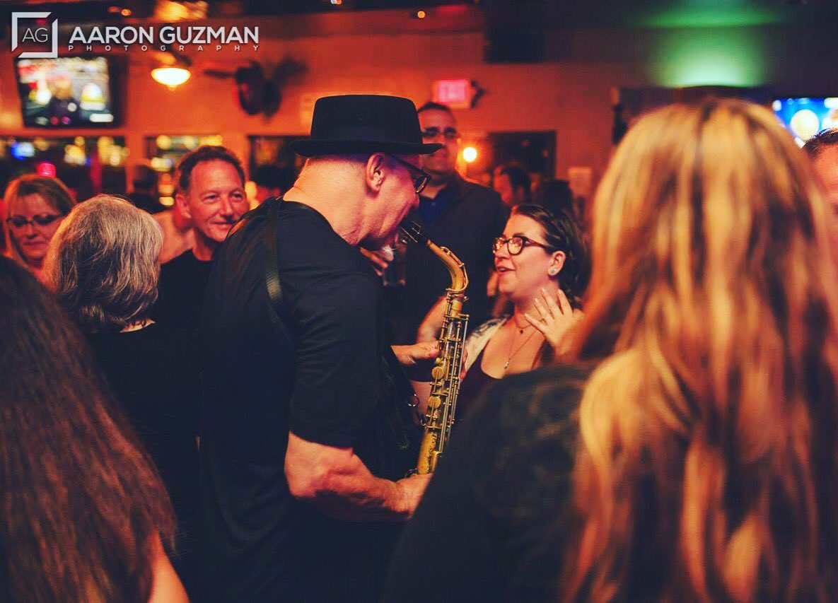 carolynoevents's tweet photo. It’s all about that #sexy #sax 
.....
#liveband
#sacramento
#coverband 
#wedding 
#weddingband 
#saxophone https://t.co/qv1uX4lGtE