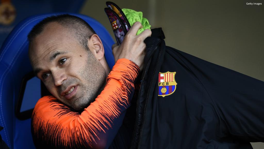 DSports's tweet photo. Si bien entrenó diferenciado, se espera que Iniesta esté disponible para el choque ante Real Madrid.

¿Como le irá al español en su último clásico? #FutbolEnDIRECTV #4keN https://t.co/kGuag4aj9n