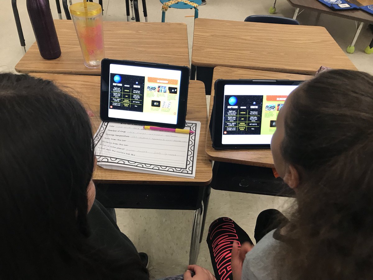 MsLarsonOtters's tweet photo. We are picking planets to do research on, presenting our findings, and then will be making models of our planets. #outofthisworld https://t.co/TJ5TeoKsFQ