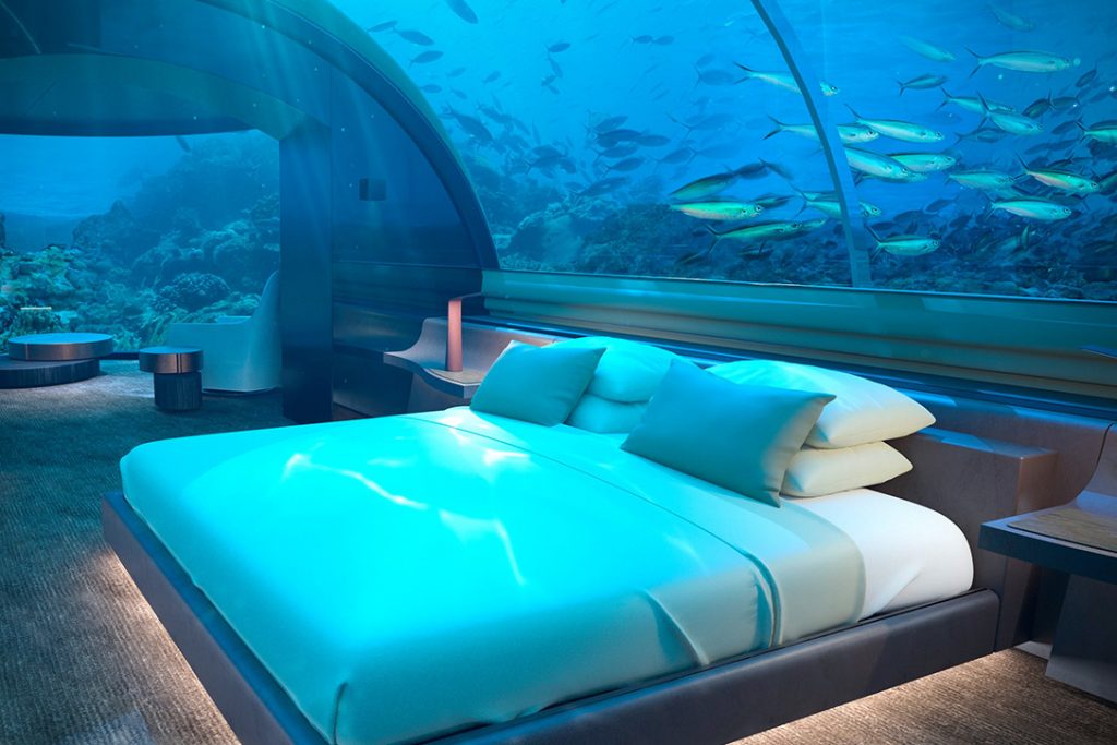 Get sweeping views of the world under the water off the shores of the Maldives when you stay at this legit underwater hotel designed by some very smart architects and engineers. ow.ly/AVMq30jOSs1
