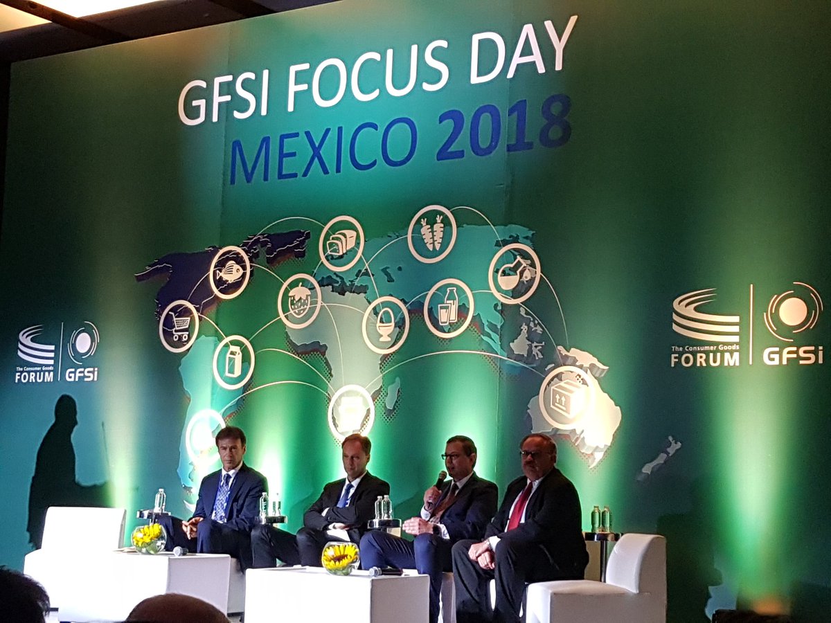 lcruzg01's tweet photo. #foodsafety champions! in Mexico and all over the world at #gfsiMexico by @bachoco @SigmaAlimentos Pilgrim's y @WeAreKerry https://t.co/z7GRaQlE8o