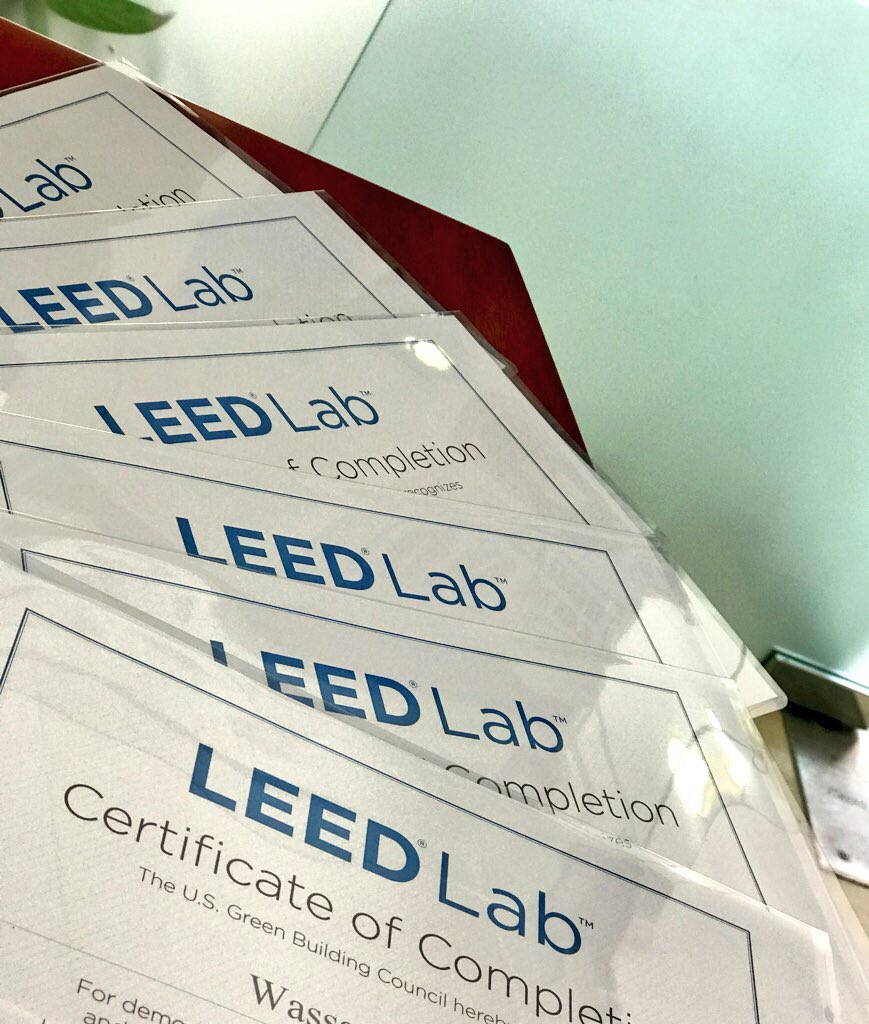 AlsurfM's tweet image. And the first semester for the first ever #LEEDLab in #SaudiArabia is complete @EffatUniversity and students got their hands dirty collecting data for the university library. It was an amazing experience to have with wonderful students who inspire their peers. We had 60 students