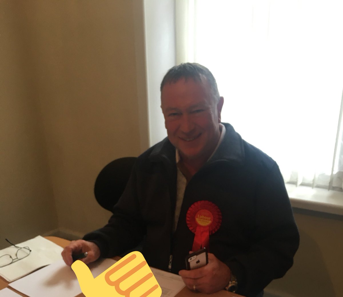 CllrLubna's tweet photo. @IshtiaqMohammed @CllrRaja @Shbana57 The famous County Cllr Terry Burns working hard! ๐ช๐ป#VoteLabourMay3rd2018 @BurnleyLabour @JulieForBurnley https://t.co/i5J58vDwyo