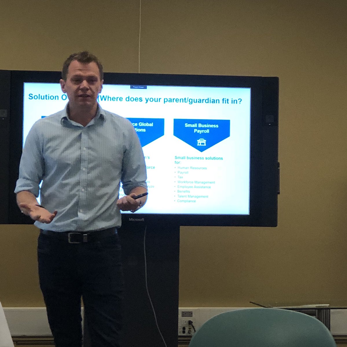 LauraKK_HR's tweet photo. @markbiebrich telling our students about the superhero team @Ceridian #takeourkidstowork https://t.co/SojlrBcm97