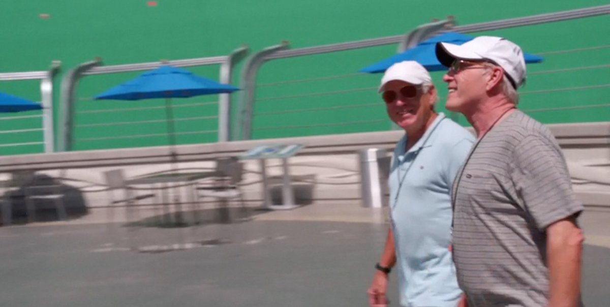 See Jurassic Right On Twitter Jimmy Buffet Behind The Scenes Of Jurassicworld