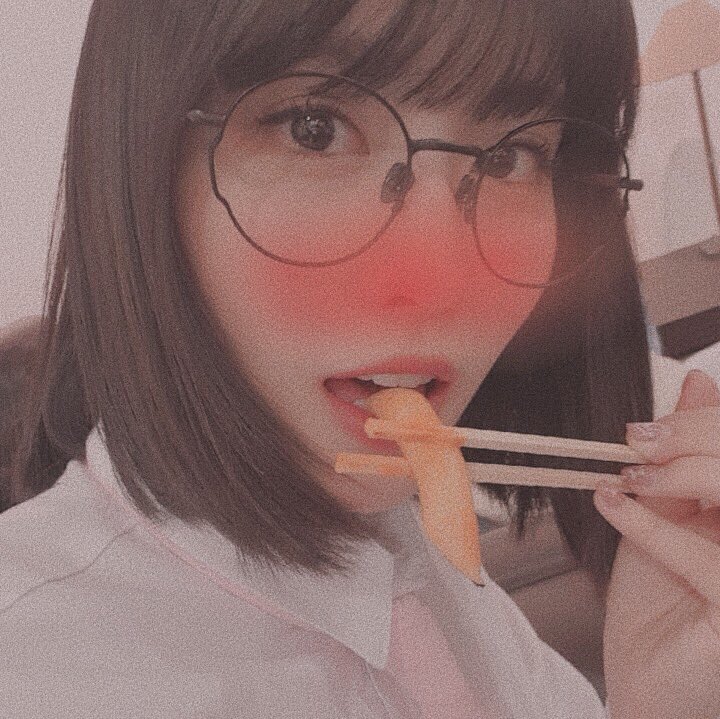 softhiraibot's tweet photo. #MOMO ੭*࿐° #TWICE
 *ೃ° ɞ #모모 — #트와이스 ɞ https://t.co/MQMTwjg7Eo