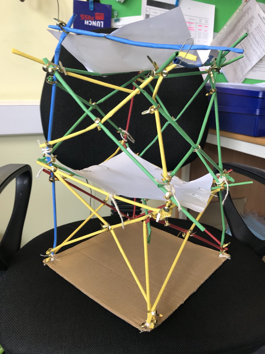 MaryEltonPS's tweet photo. Year 4 had a ‘challenging’ day with their Earthquake Tower Challenge! They loved utilising the tips/skills of “expert Ian” who has worked in the construction industry for over 40 years! #realpeoplerealjobs #industryexperts #engineering #stem #stemchallenge #skills https://t.co/zN1GwPJq59