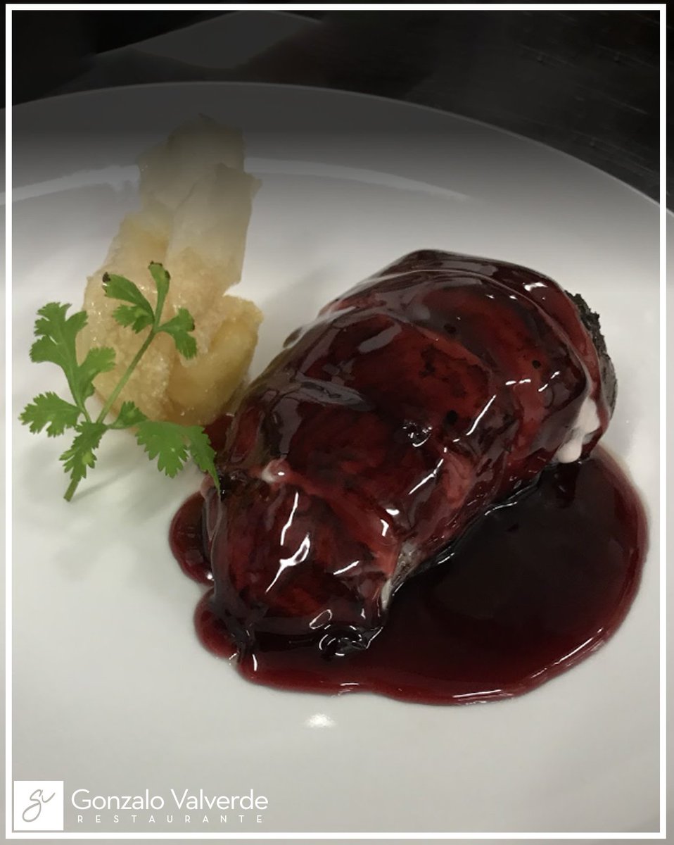 GV_Merida's tweet photo. ¡Feliz Día de la Madre! Comparte la mejor experiencia con mamá. Vive una #ExperienciaGV a orillas del Guadiana. Ella se merece lo mejor. #GonzaloValverde #Restaurante #Merida #DejateSeducir  #Catering #Eventos #GuiaRepsol2018 #SolesRepsol2018 #MeridaEnamora #Gastronomia https://t.co/uBaAIF2khP
