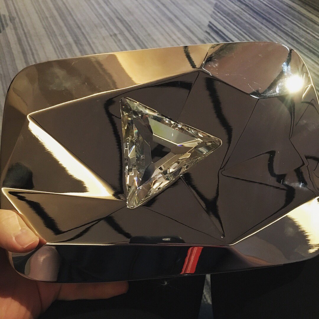 CaptainSparklez tweet media