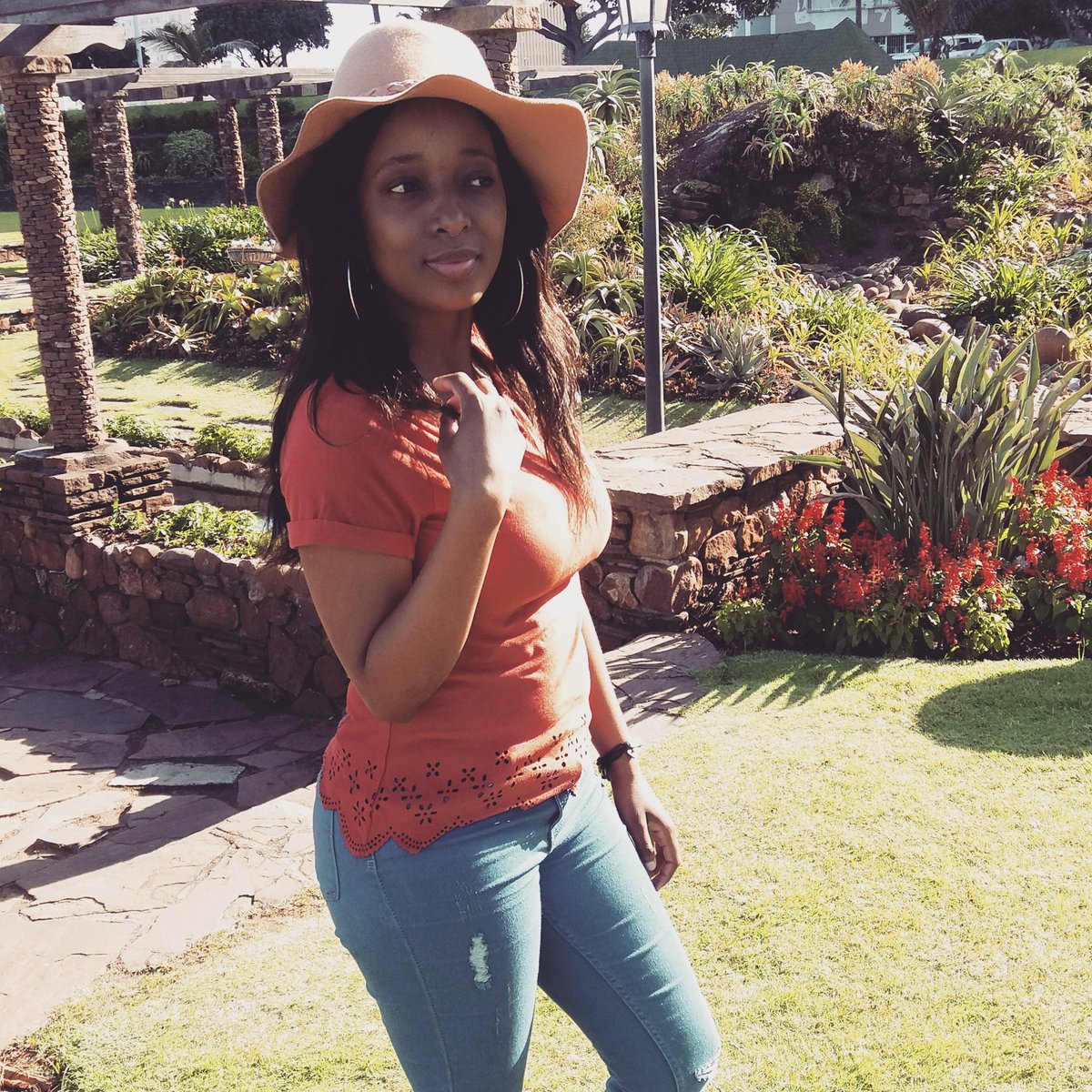 DiphekoThulare's tweet photo. Let me join.....#FinePediWomen https://t.co/LrwQ8Gp59B