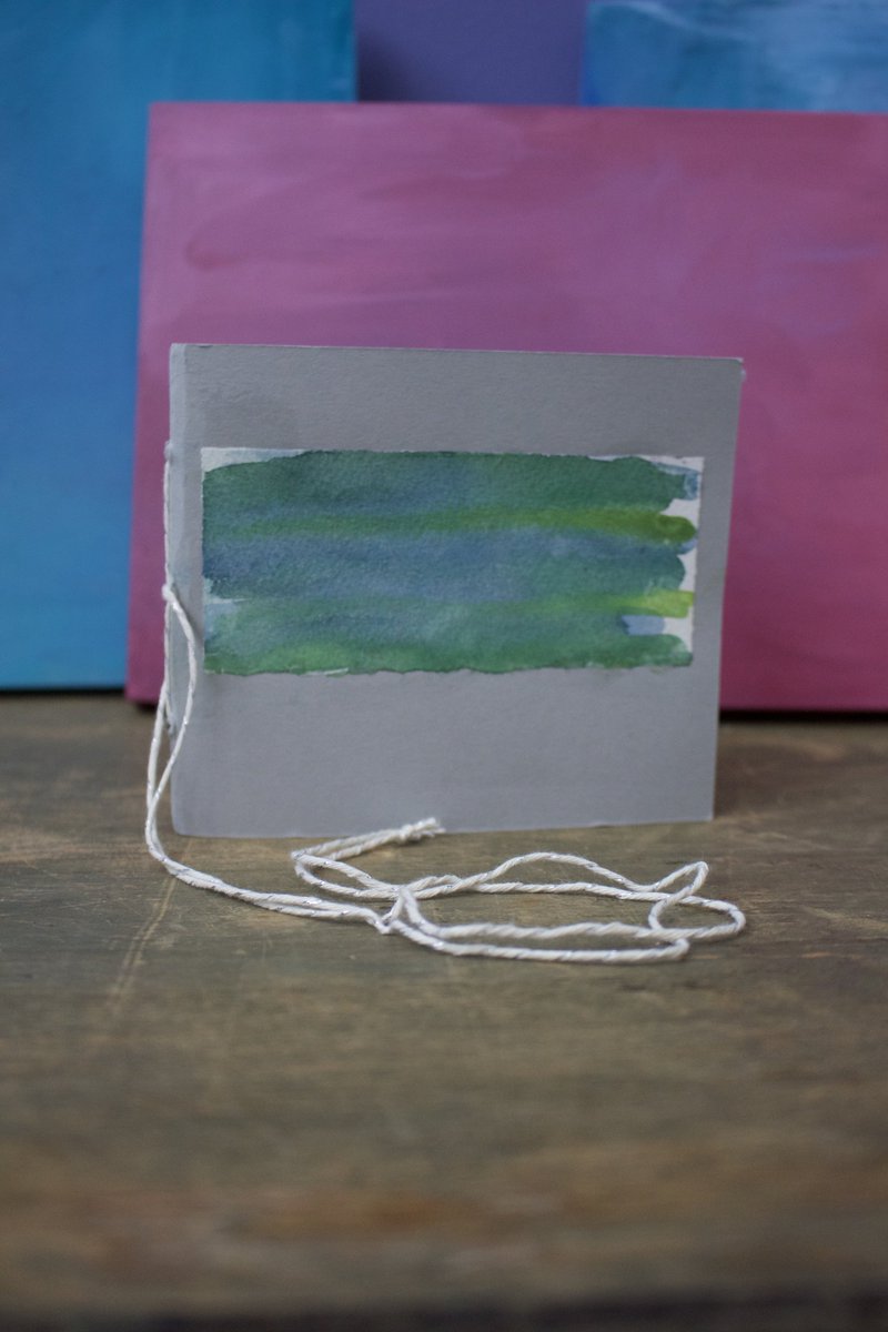 LilBeeDesign's tweet photo. The perfect travel sketchbook. Watercolor pamphlet stich book with green watercolor painting on the cover https://t.co/x63Fbx8M68 #books #sketchbook #journal #watercolor #watercolorbooklet #traveljournal https://t.co/D0F4P0S1VO