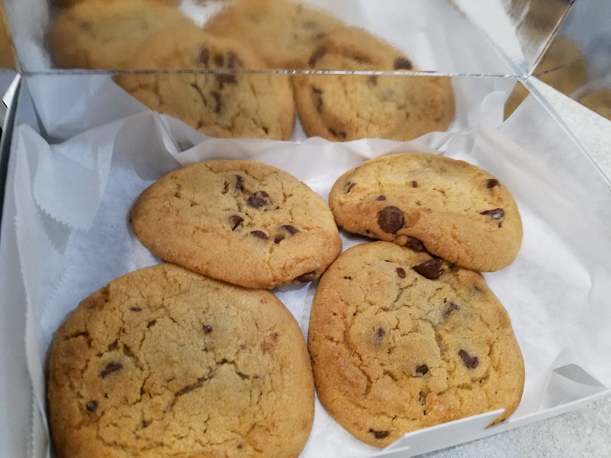 Liz Russell tweet media