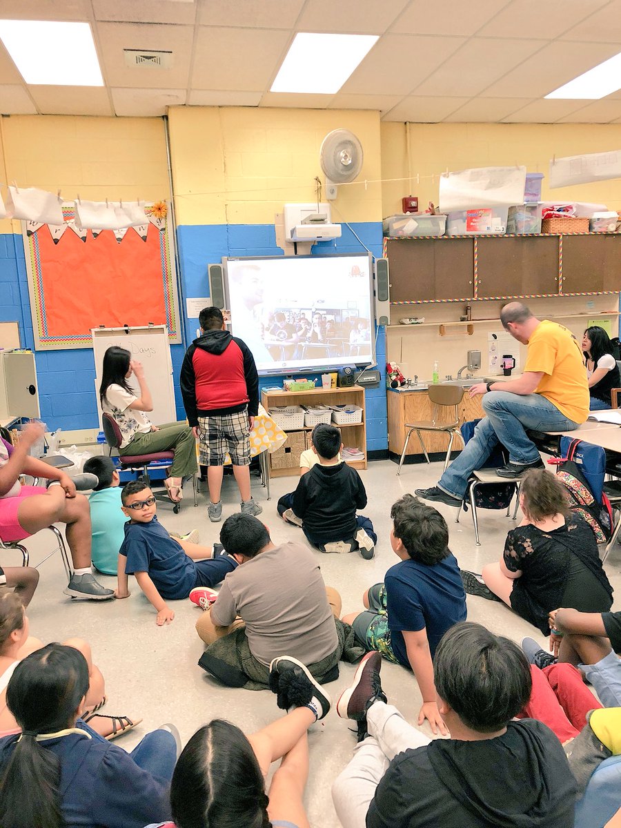 THEPubSchool13's tweet photo. P13 and Tottenville HS are “growing” together in a true North meets South undertaking! Our students Skyped today to develop/share the vision and foster relationships! Authentic Learning here we come, together. Just some more meaningful partnerships at THE...#MBK #wallacefdn https://t.co/1MSiVX2Hkq