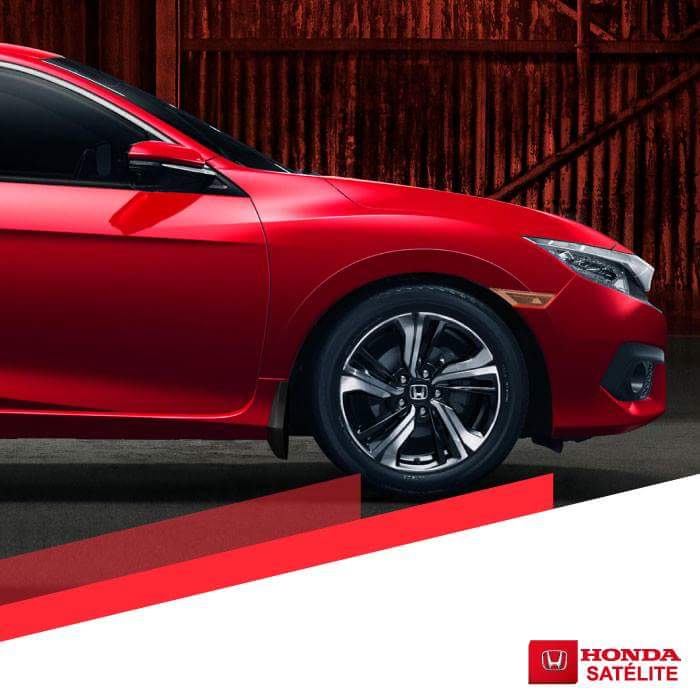HondaSateliteMX's tweet photo. Te dejamos este Civic Touring, así nada más... para alegrar tu Jueves. 😆 https://t.co/sWlrr426cc