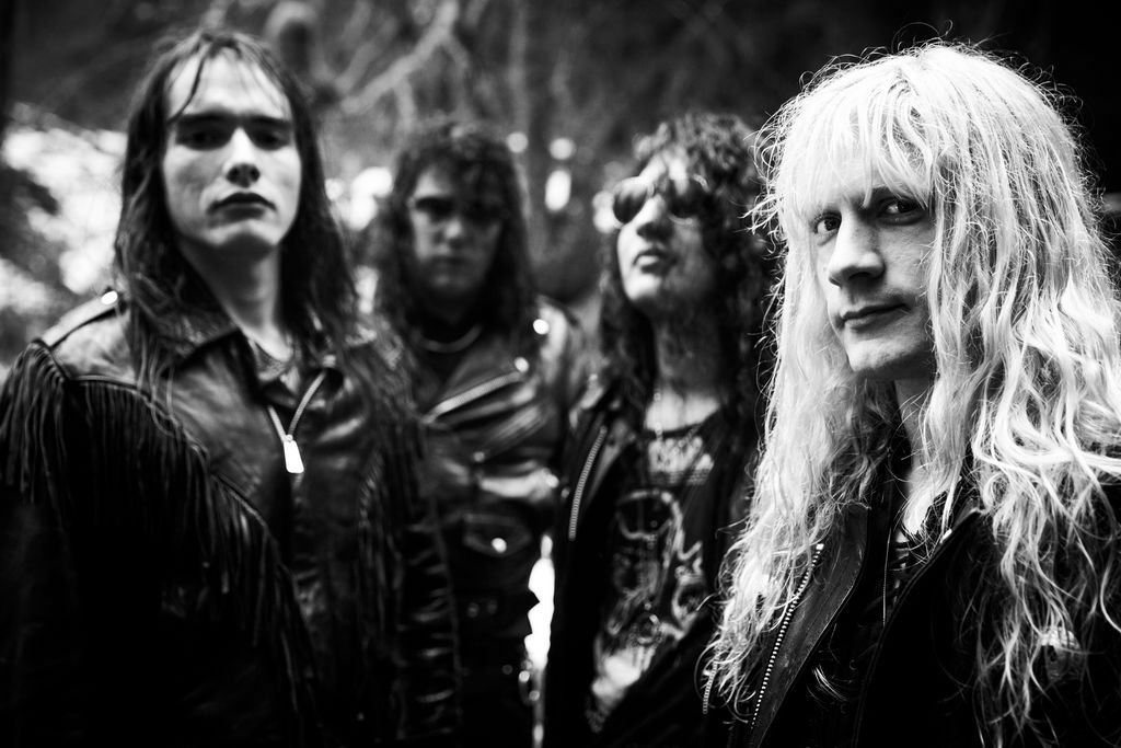 Breath of kerosene... #silvertalon #devilmachine