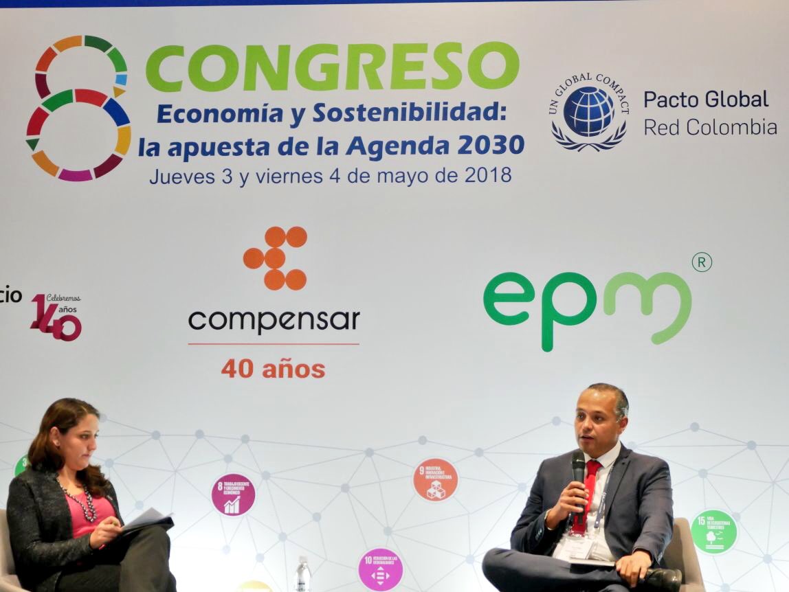 pactocolombia's tweet photo. “El buen diseño urbano genera mejor percepción de seguridad por parte de los ciudadanos, hay que trabajar en la definición y escala de las ciudades” Guillermo Ávila de @Walk21Bogota en #CongresoPactoGlobal   

#Walk21Bogota #AccionPorLosODS https://t.co/VuBYfhLsrD