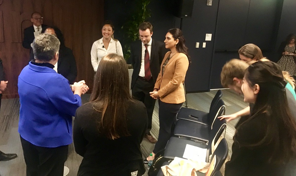 UCRGradSuccess's tweet photo. #UC President Janet Napolitano and #GradSlam2018 competitors chatting before the final. We’re #TeamJessica here, but best of luck to all finalists! #UCRGradDiv #UCRiverside #Highlanders https://t.co/FwWV6Exj6G