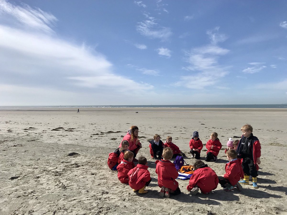 ThePrebendal's tweet photo. Y1 Beach School today - perfect weather! https://t.co/SgGh366p9T