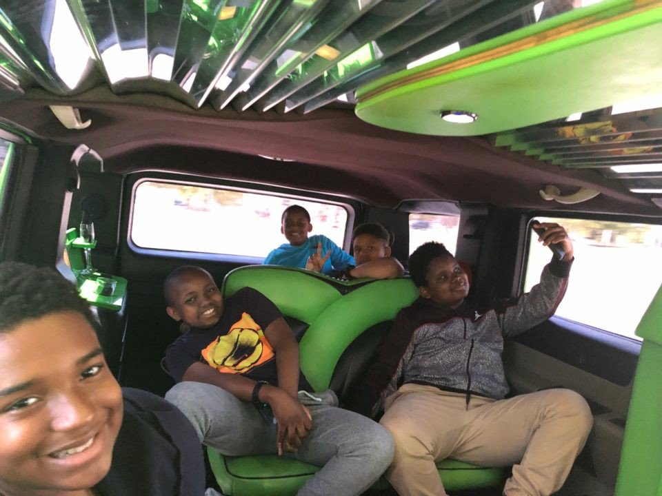 DLSims_PTO's tweet photo. Hummer Limo at Sims Elementary today. Rewarding are Scholars is what we love to do!
#PTOgoals https://t.co/4uAvmDJDUM