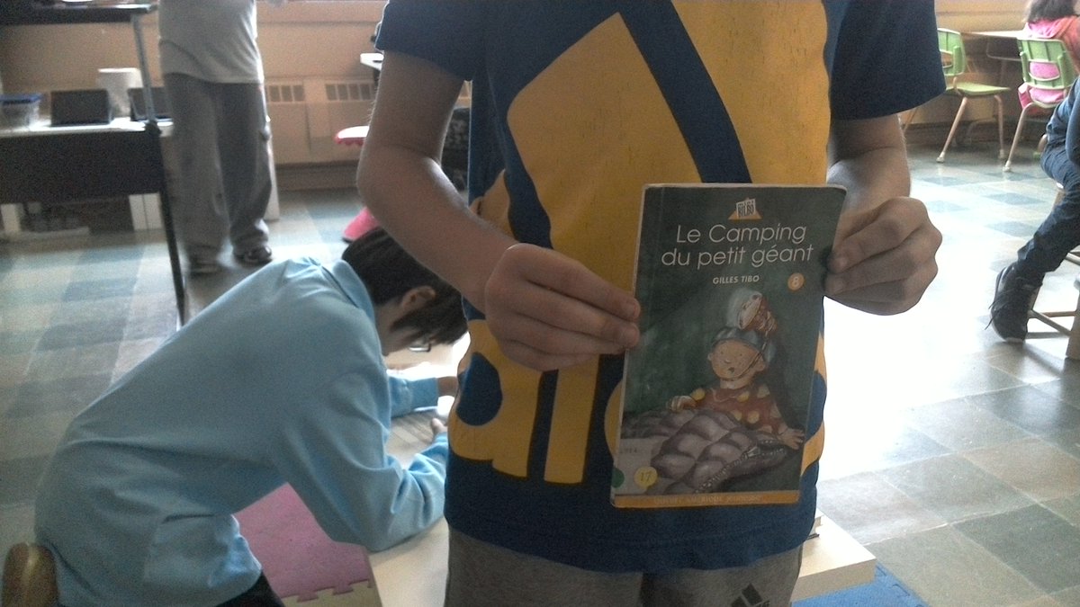 mmeamelies's tweet photo. Mon livre s'appelle le Camping du petit géant, je veux vous le présenter parce que c'est un livre amusant et drôle . #LM  #bonheurdelire https://t.co/4FOY8bR3z9