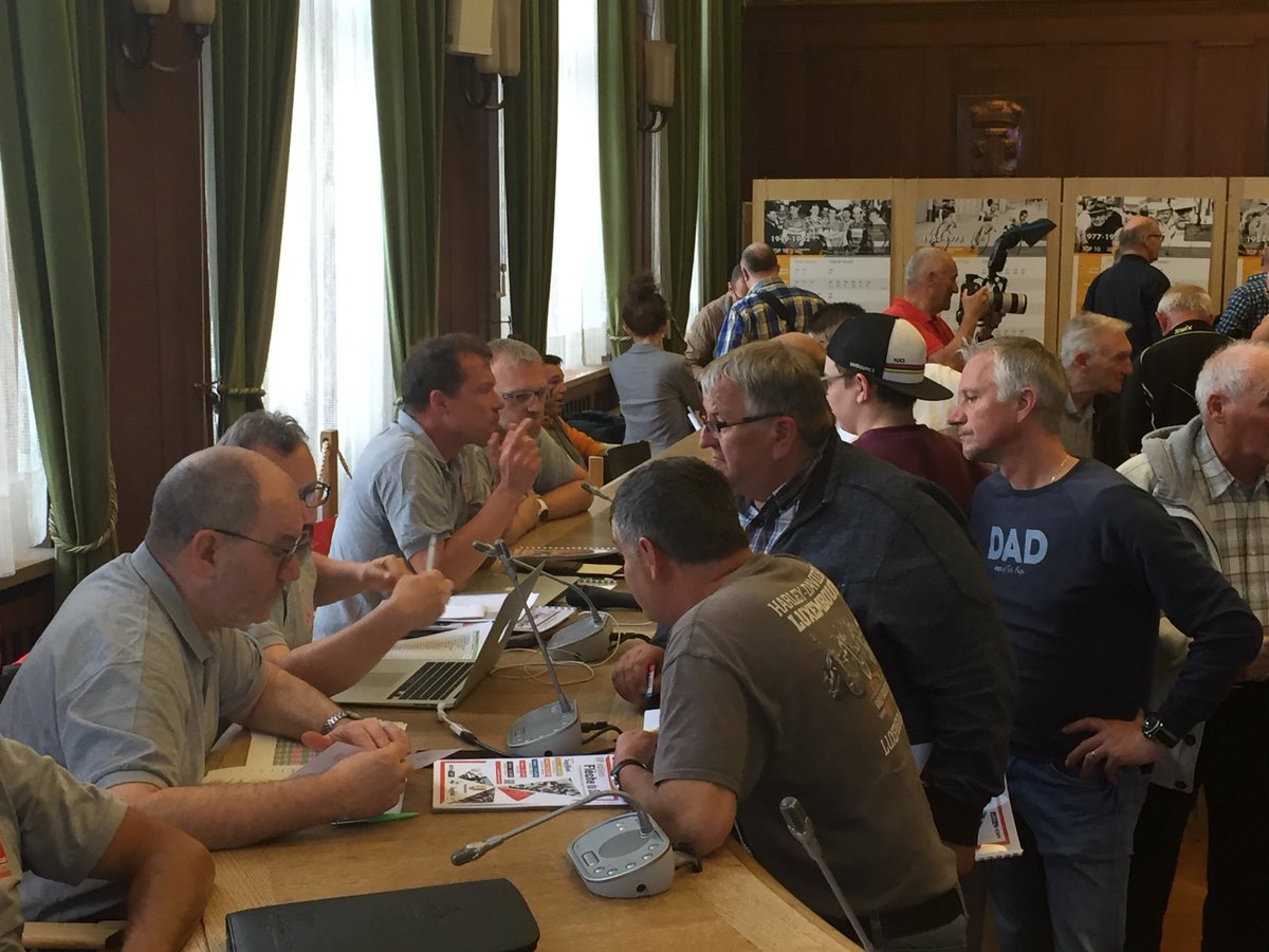 lafond_mat's tweet photo. Ravi d’avoir expliqué le positionnement et l’intérêt d’@AXALuxembourg dans le soutien de la #FlècheDuSud lors de la #ConférencePresse ce jeudi à l’hôtel de ville d’Esch sur Alzette 🚴🏼‍♂️ https://t.co/mMxzoOuWQe
