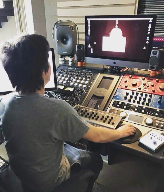 AlexKenji's tweet photo. Had fun today at @giannibini ‘s HOG studio. Recorded a video tutorial for #mixmasterspro. Thanks for having me! https://t.co/fIqpJRJluf