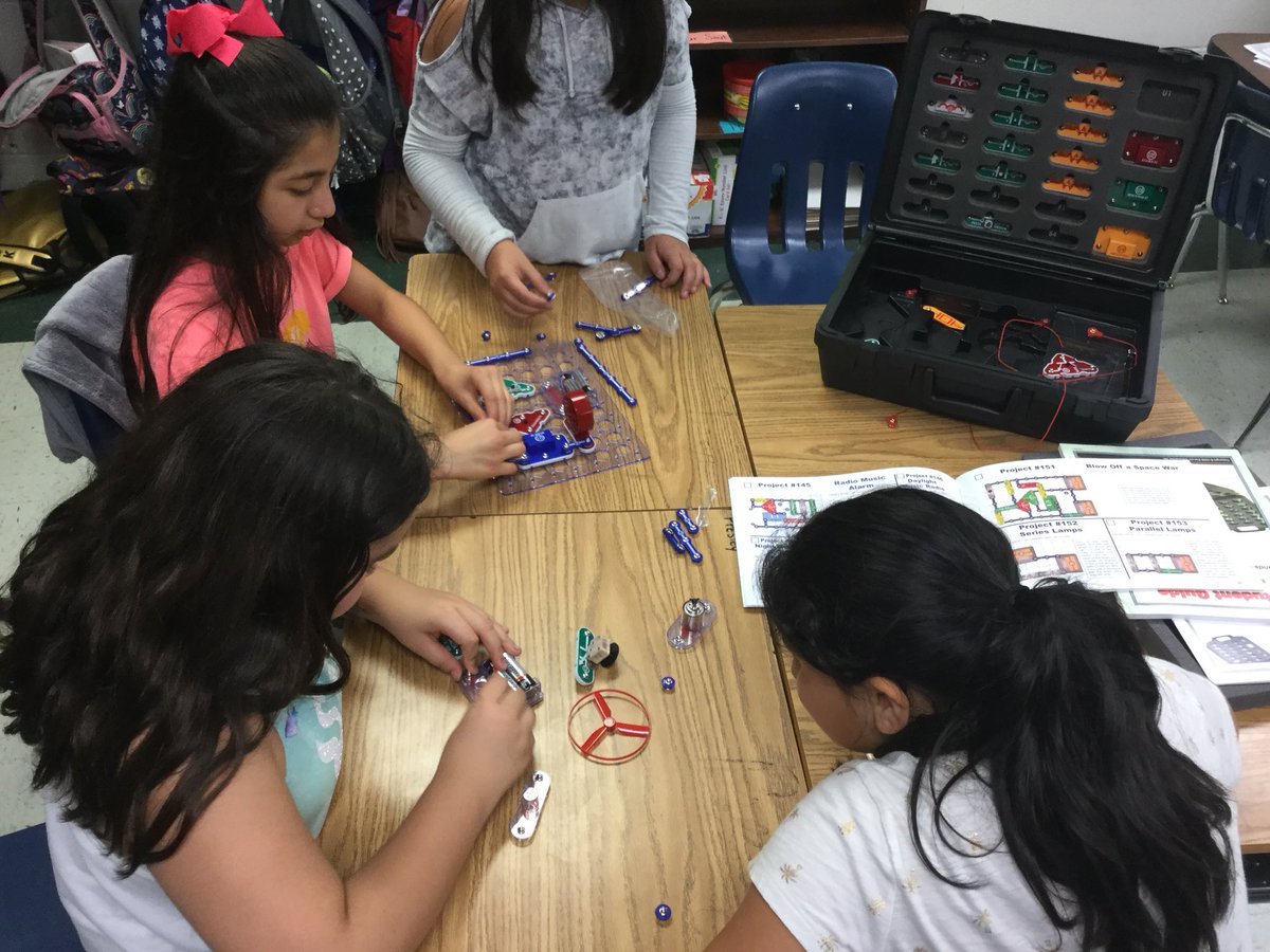 Mrs_Riddle4's tweet photo. My students are LOVING learning about the flow of energy through circuits! #MayInspired https://t.co/sWwG9xGDX8