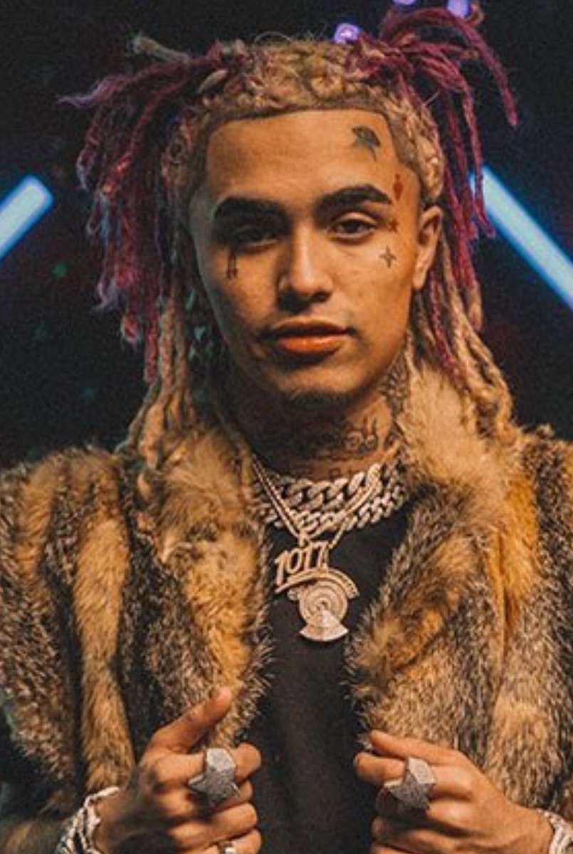 abbyfodle's tweet photo. CJ who is this? 
“Looks like lil pump” for https://t.co/soVd8GOFAO