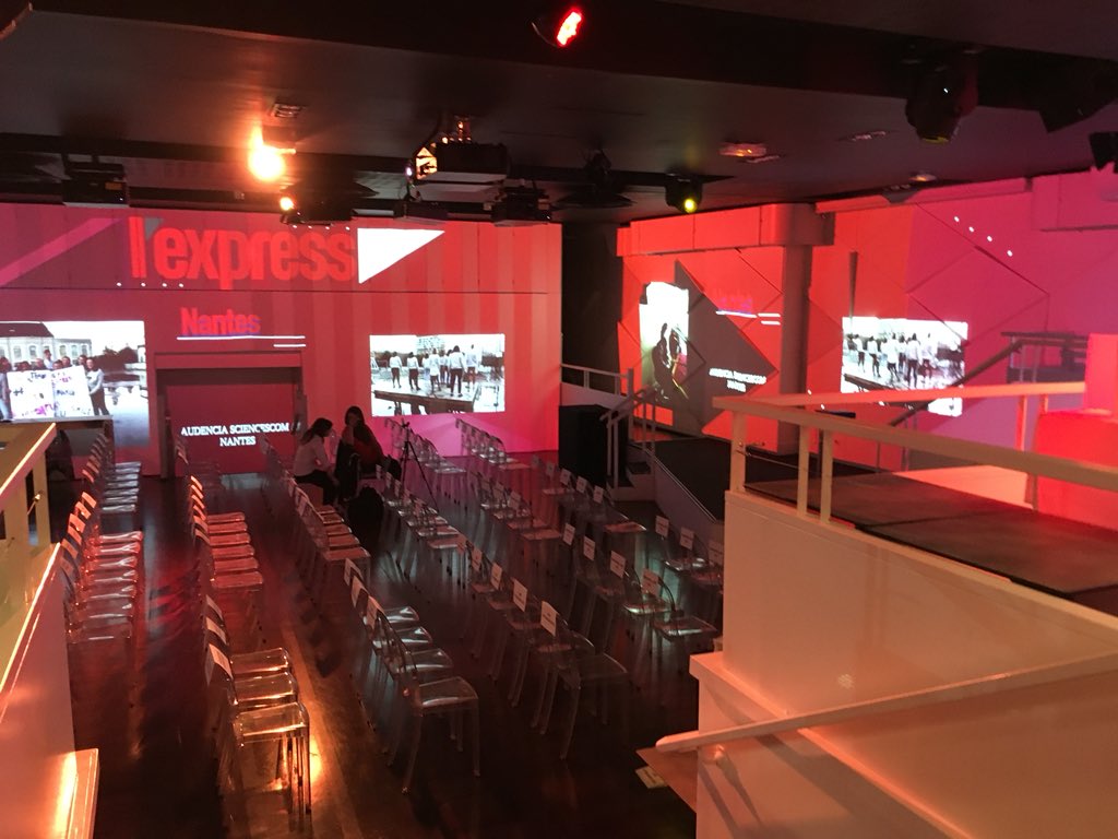 Les #PetitsLU sont bien arrivés à l’Elyseum pour la cérémonie de remise de prix ! Prêt.e.s ? ❤️