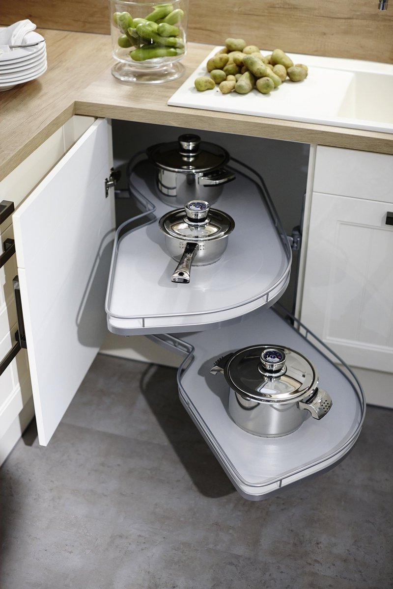 CleverStorageUS's tweet photo. Our #LeMansII has the storage capacity and #design to effectively #organize your #blindcorner #cabinet system! For more information visit https://t.co/BvwxXXnuHE. #Kesseböhmer #CleverStorage #KitchenDesign #KitchenTrends #KitchenGoals #DreamKitchen #KitchenInspo https://t.co/a2oIShf7H6