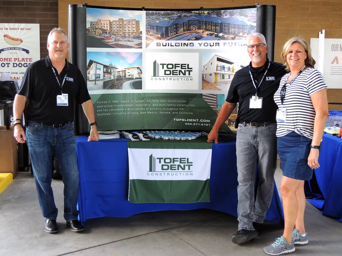 TofelDent's tweet photo. Thanks to @BlueBookNetwork and @WhosWho_Build for putting on another excellent showcase at the Salt River Fields at Talking Stick.
#WhosWhoShowcase https://t.co/ci73DYAQXW