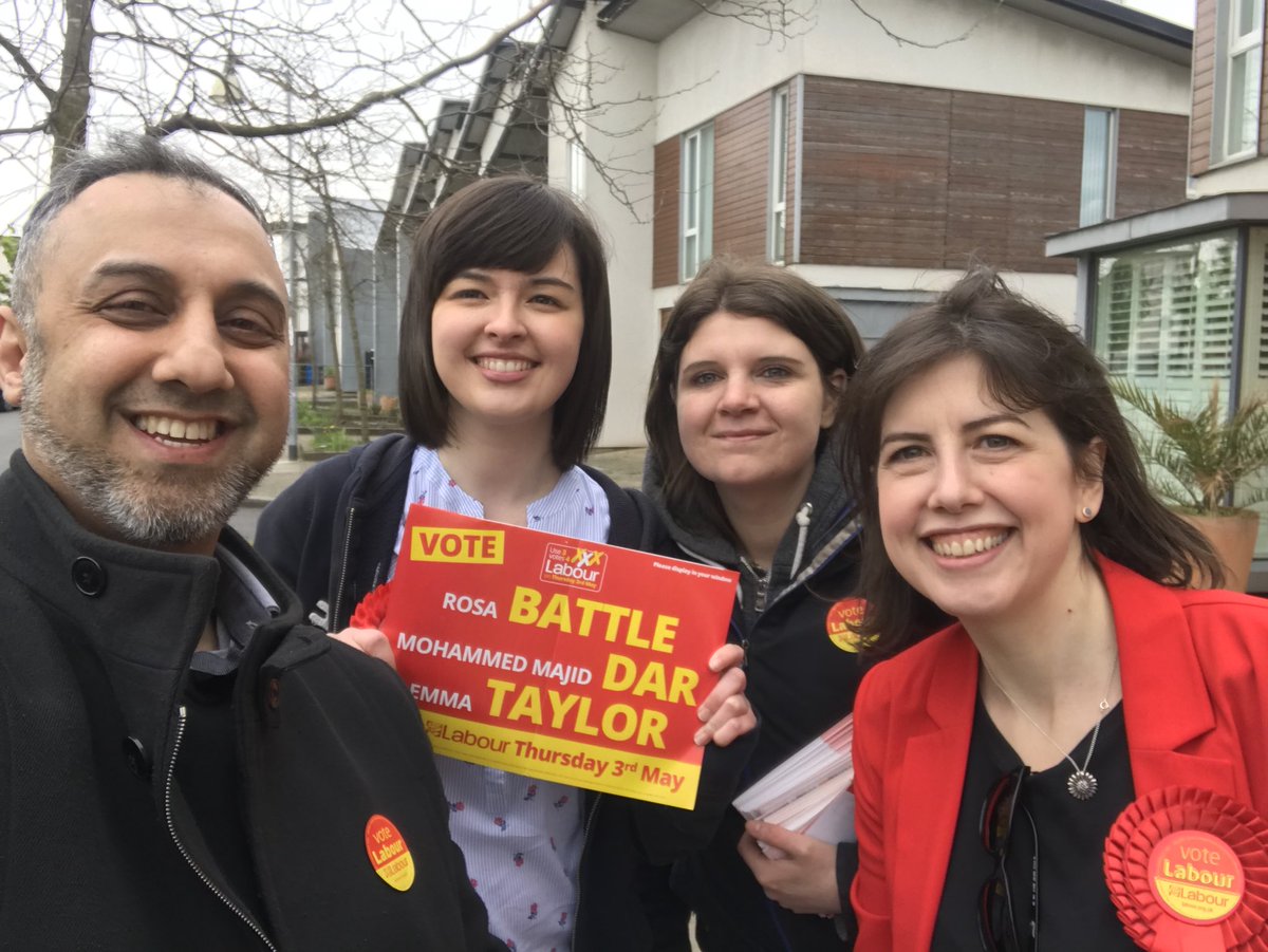 Another successful session getting out the vote in Beswick on The Way this afternoon with @LucyMPowell. Lots of votes already cast for Labour! #3Vote4Labour #ManchesterLabour2018 #AncoatsAndBeswick 🌹🌹🌹