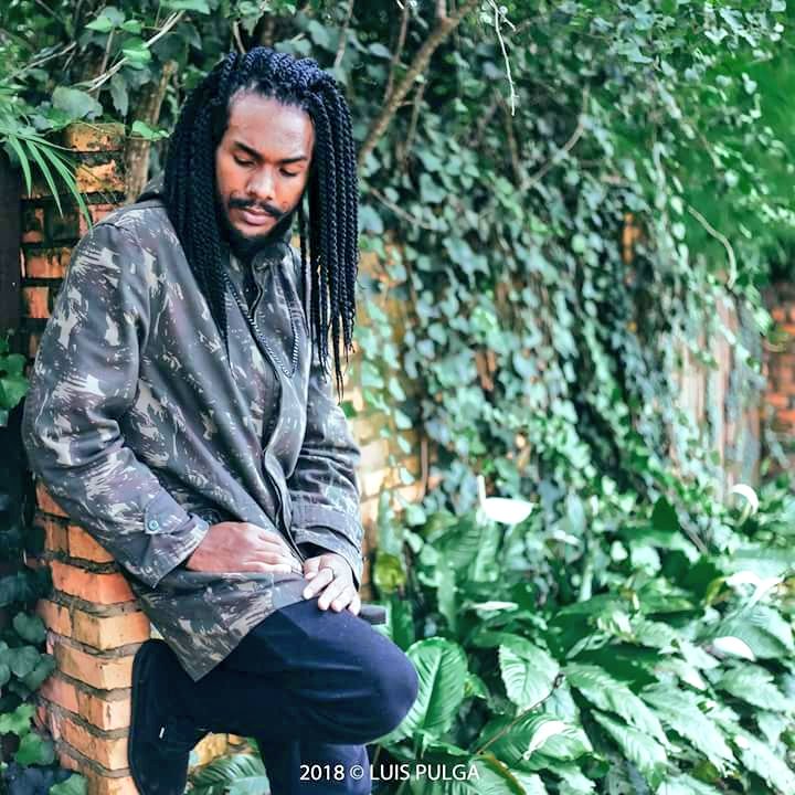 thiagootbz's tweet photo. 💂🏿‍♂️🌿🍀🌱.
•
•
•
#NegãoTBz #ToleBreakerz #TBz #PixainOfGang #NiggaStyle #Afro #AfroHair #HairStyle #Pixain #Mustache #Barbershop #Barberlife #RealBarber #Model #NiggaModel #Fashion #ModelJob #BrazilianModel #Blessed #Vibe #Peace #Freedom #Photographer #ToledoPr #2k18 https://t.co/oPGKxNdjnE