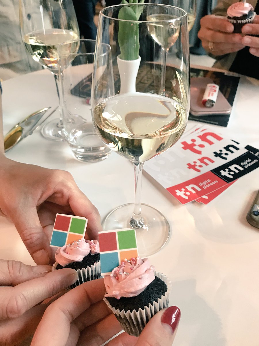 Cheers to #digitalpioneers 🙌🏻🥂 <a href="/MicrosoftDE/">Microsoft Germany</a> <a href="/t3n/">t3n Magazin</a>
