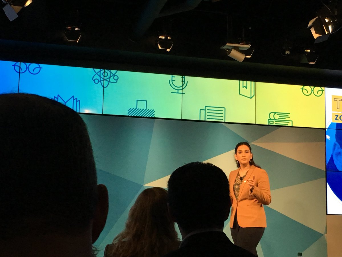 UofCalifornia's tweet photo. .@ucdavis #GradSlam finalist Tooka Zokaie aims to bridge the gap between medical and dental care. Sheβs hoping to incorporate the oral cavity into medical screenings. https://t.co/o0b9MiVe05